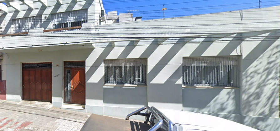Ampla Casa Central