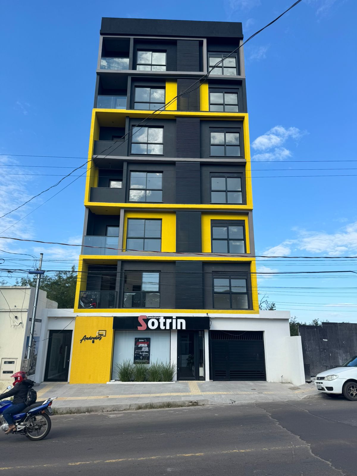 Apartamento novo na Andradas