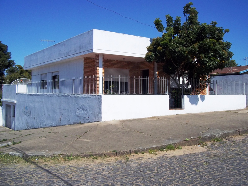 Casa na Gen Neto esquina Gen Câmara