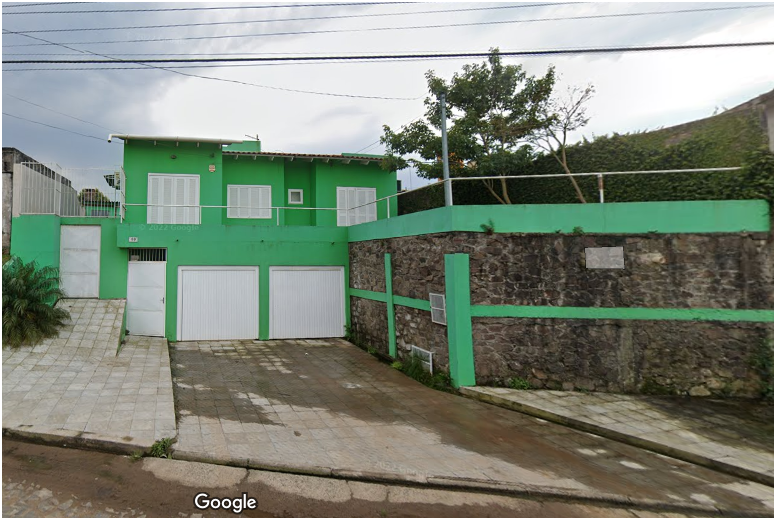 Casa Próximo a Francisco Reverbel de A Góes