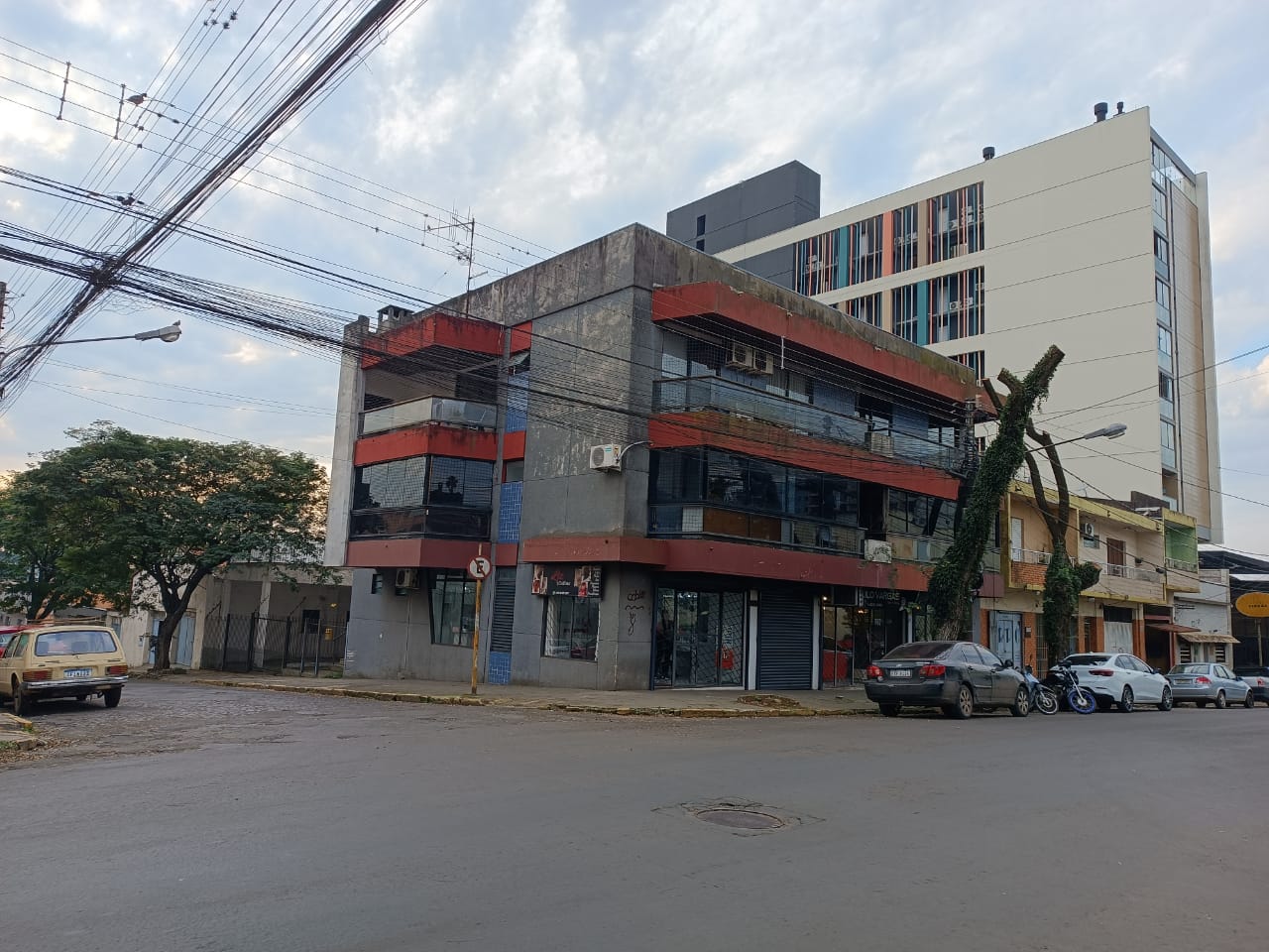 Apartamento Próximo a Praça Gal. Osório