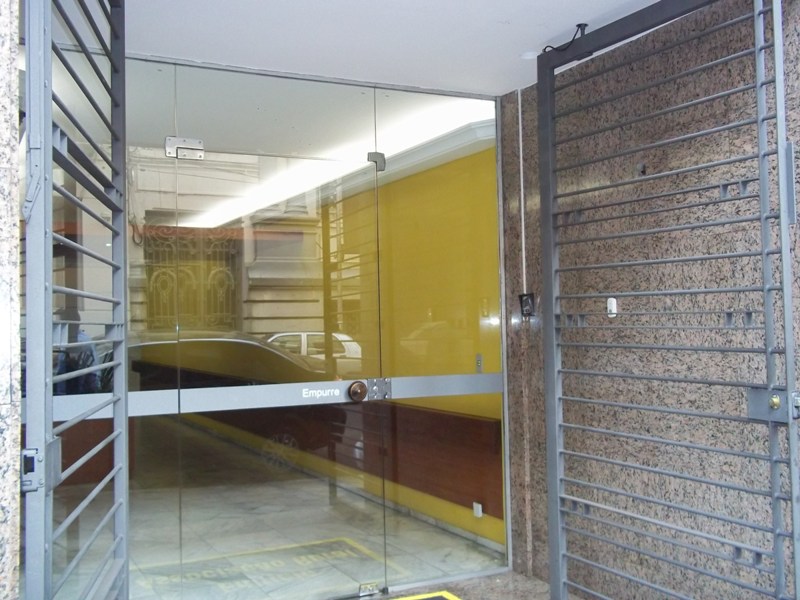 Apartamento no Ed. Associação Rural